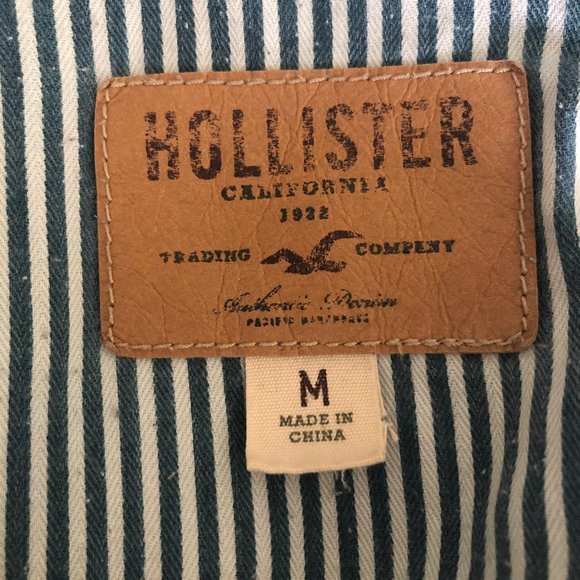Hollister Cropped Denim Jacket Size M (fits Xs-S) - Picture 3 of 5